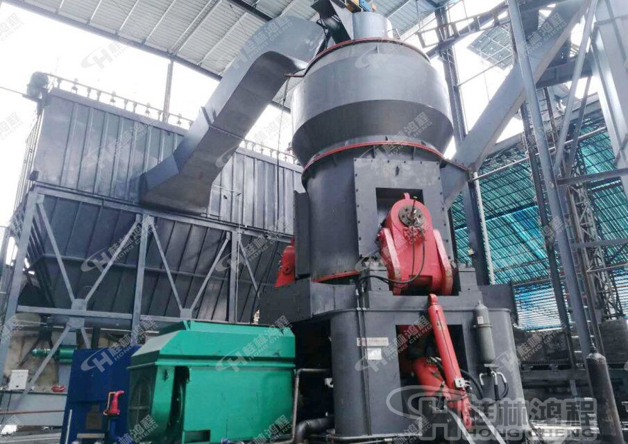 HLM1700磨煤機,煤碳磨粉機，客戶現(xiàn)場